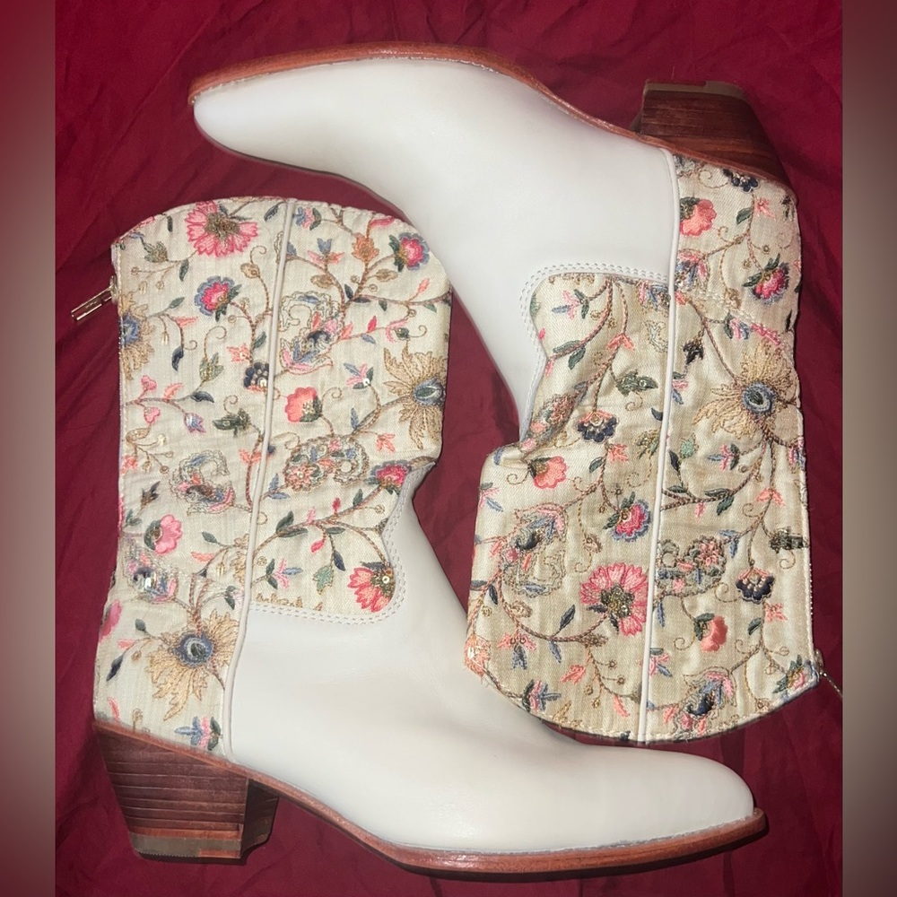 MOMO New York EMBROIDERED WESTERN BOOtS ANTHROPOLOGIE Ivory EU 40 US 10